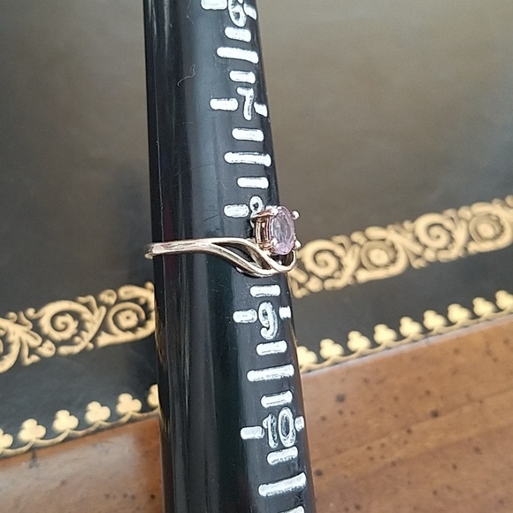 Sterling Silver and Amethyst Ring - Picture 6 of 7